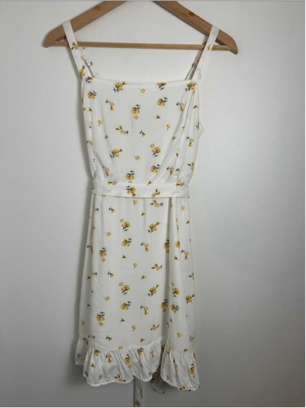 Hollister Floral Midi Sundress White Yellow Ditsy Smocked Tie Back Dress Medium